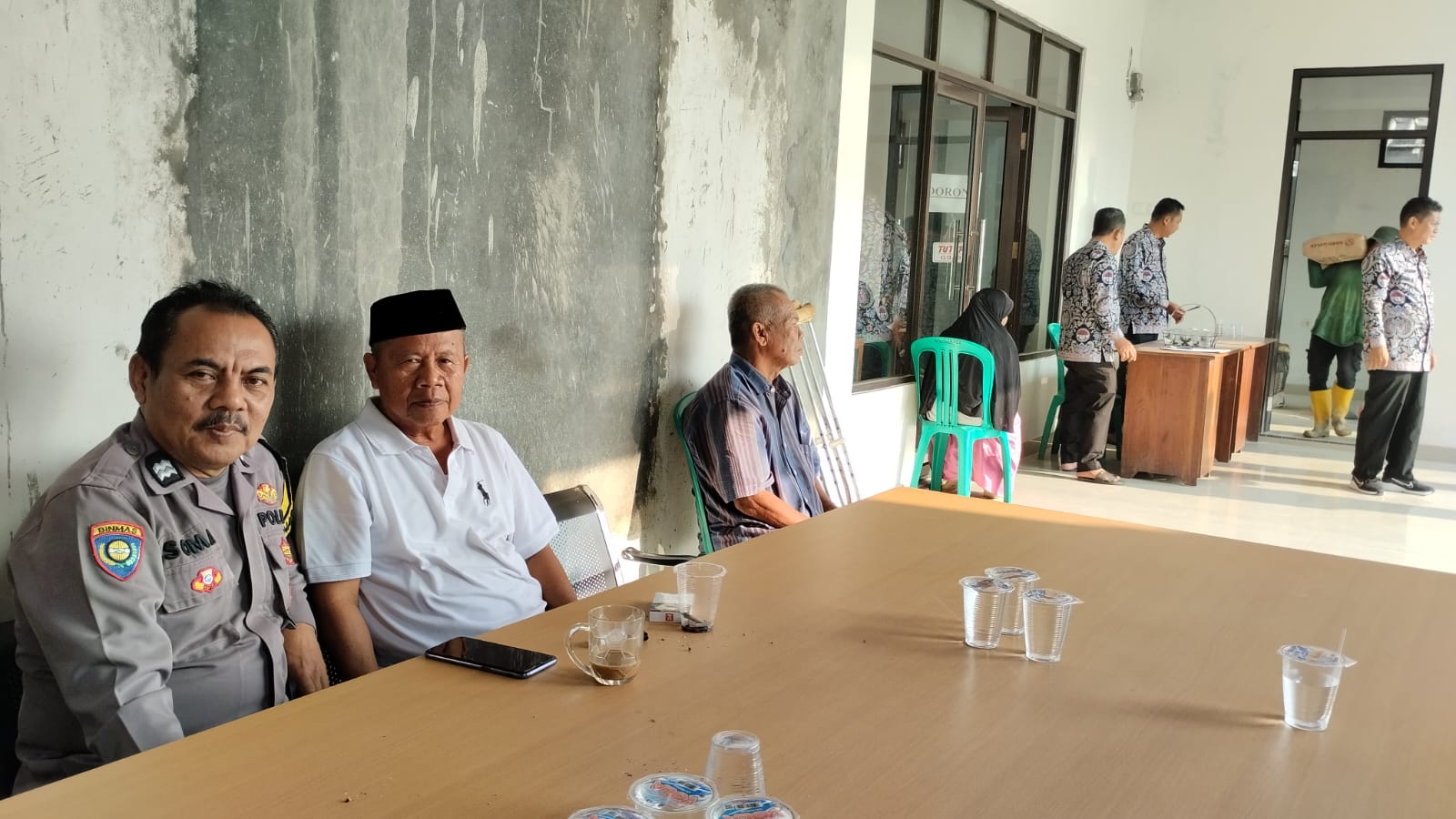 bc03045b-72f0-428c-bede-fb1b949e4b0c